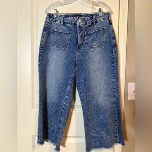 EUC NYDJ cropped jeans